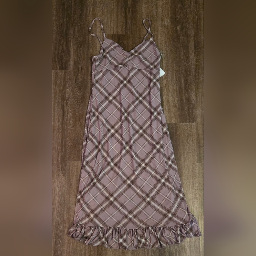 Juniors Medium midi dress.  Plaid print.  NWT.